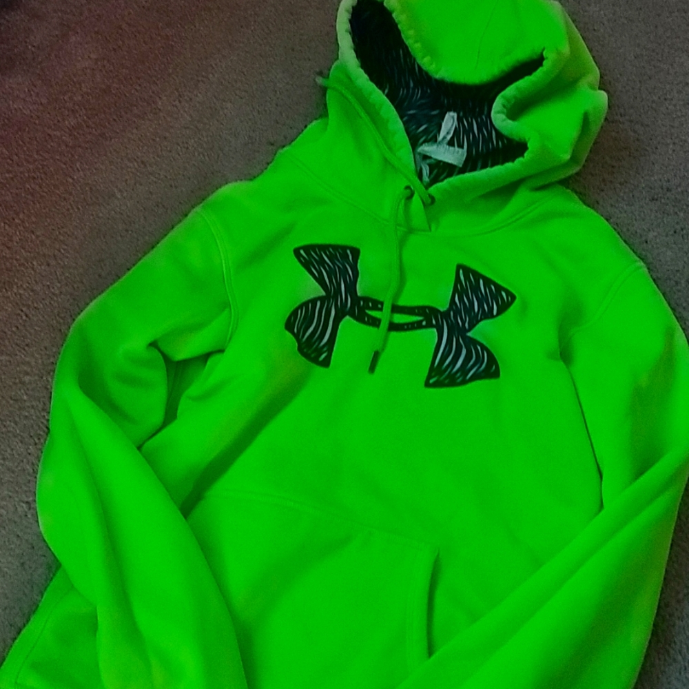 Underarmor Hoodie
